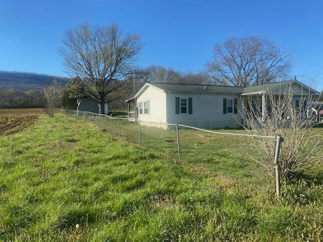10747 OLD STATE HIGHWAY 28, PIKEVILLE, TN 37367, photo 1 of 9
